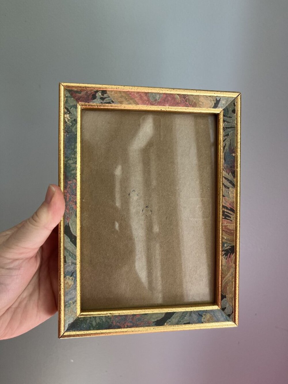 Vintage 5x7 Floral Wooden Picture Frame Watercolor Style Pattern Gold Tone